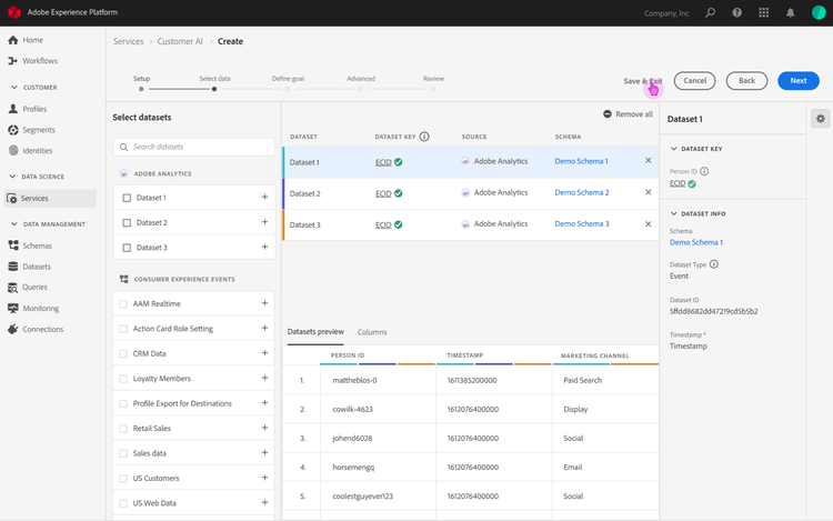 El flujo de trabajo Crear de la ficha Inteligencia artificial aplicada al cliente de Data Science Services con Guardar y Guardar y continuar resaltado.