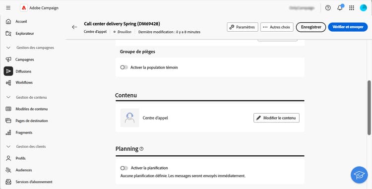 Capture d’écran montrant la modification du contenu pour une diffusion de centre d’appel