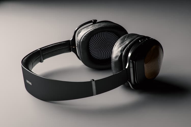 Exemple d’une lumière de contour illuminant un modèle de casque 3D