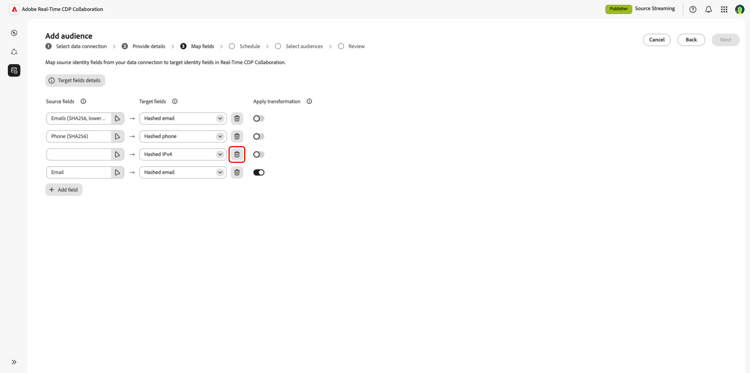 Espace de travail Ajouter des audiences avec l’option Supprimer en surbrillance à côté d’un champ cible.