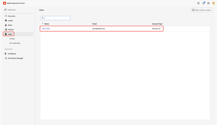 Le tableau de bord des autorisations affiche le tableau Utilisateurs avec un compte utilisateur en surbrillance.