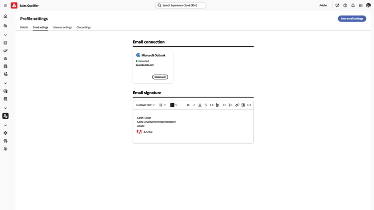 Scheda Impostazioni e-mail con le opzioni di connessione e la configurazione della firma e-mail