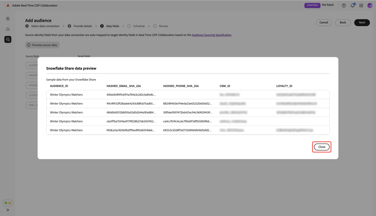 Snowflake Share データのプレビューダイアログには、Snowflake Shareのサンプルデータと閉じるオプションが強調表示されています。