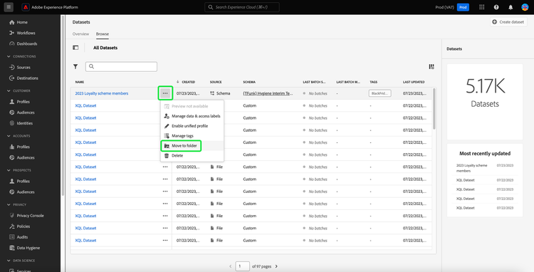 De Datasets dashboard met de ellipsen en Move to folder gemarkeerd.