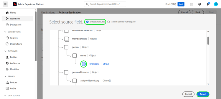 het schermschot van Experience Platform UI die Voornaam als bronattribuut selecteert.