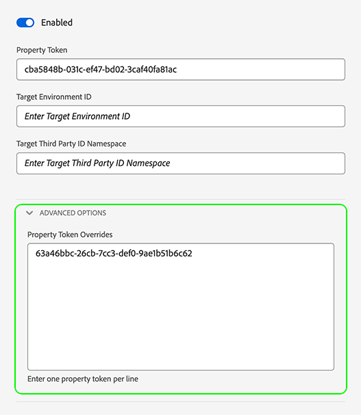 Captura de tela da interface das sequências de dados mostrando as configurações do serviço do Adobe Target, com as substituições de token de propriedade realçadas.