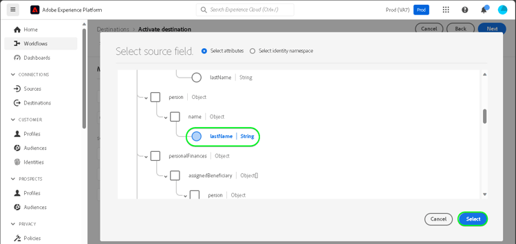 Captura de tela da interface do Experience Platform selecionando o Sobrenome como um atributo de origem.