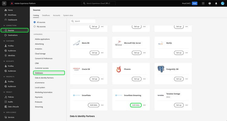 O catálogo de fontes na interface do usuário do Experience Platform, com o cartão de origem de Streaming de Snowflake selecionado.