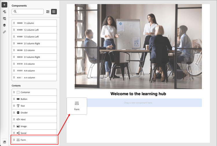 Arraste um componente Formulário para o espaço de design visual