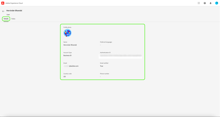 Sidan med användarinformation med fliken Details och användarprofilen markerad.