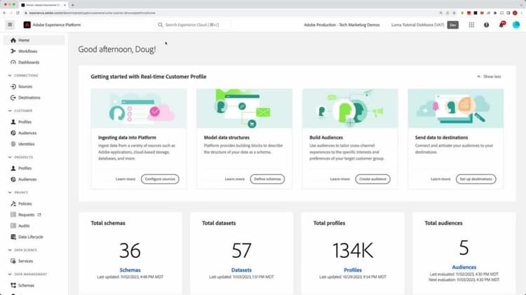 Real-time Customer Data Platform användargränssnitt och arbetsflöde