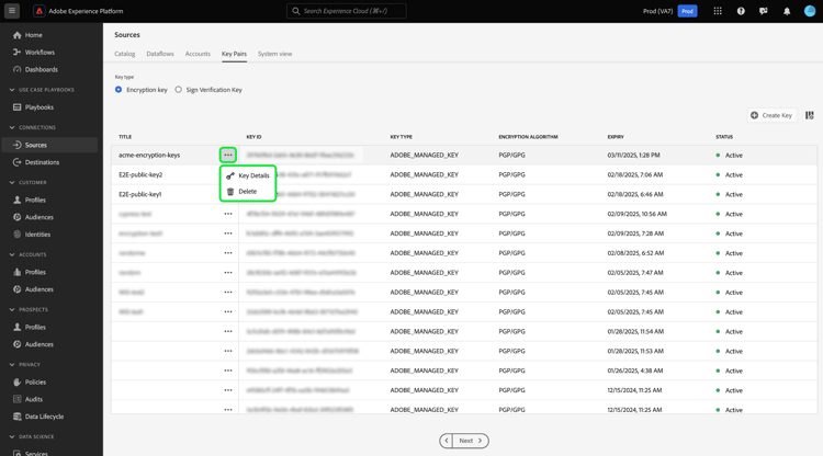 密钥对页面，其中显示加密密钥列表。 选择“acme-encryption-key”旁边的省略号，下拉菜单显示查看密钥详细信息或删除密钥的选项。